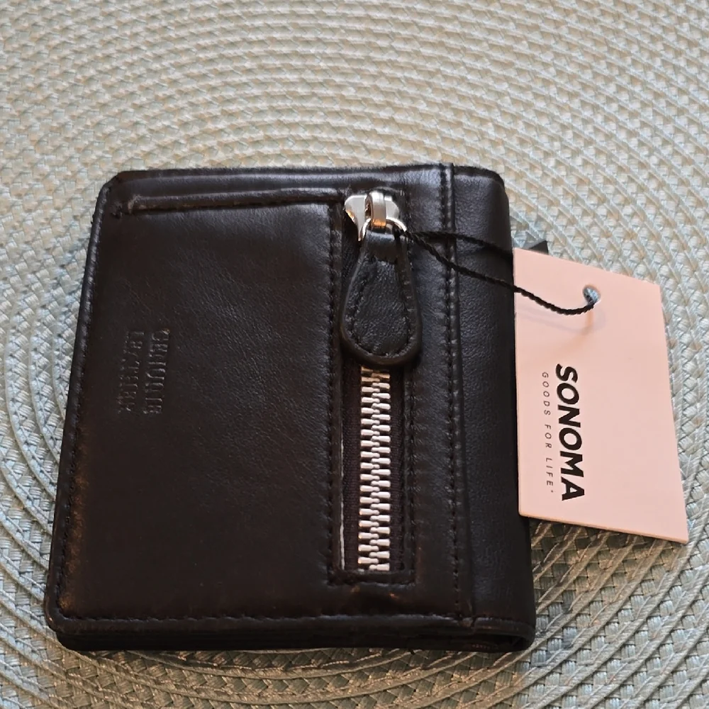 SONOMA BRAND MEN'S BLACK MINI BIFOLD GENUINE LEATHER WALLET